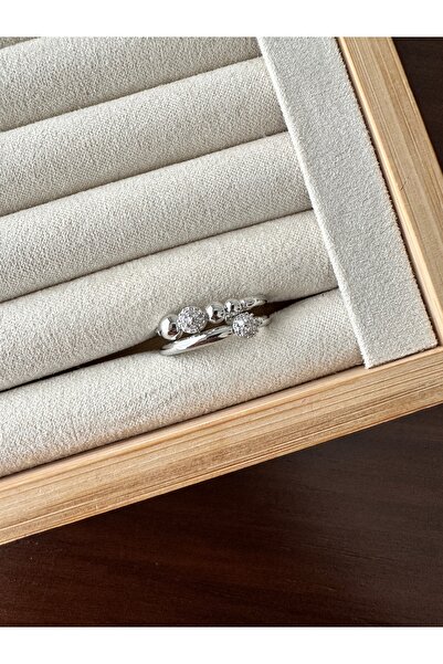 ringbox خاتم فضي اللون بصفين متتاليين