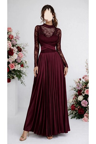 Ta Prince An elegant evening dress with a sophisticated design that combines ...