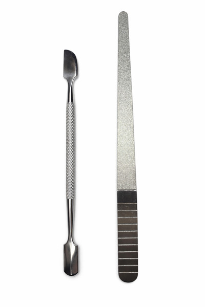 OEM Professional manicure set – stainless steel cuticle pusher + metal nail file