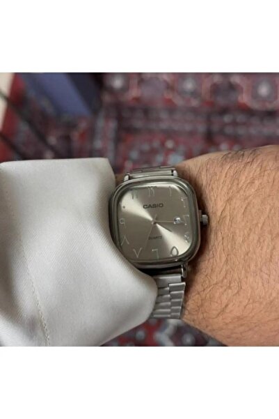 Zarif LTP Men's Silver Wristwatch