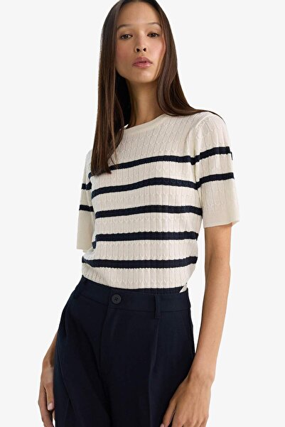 DeFacto Regular Fit Crew Neck Sweatshirt G1984Ax26Sp