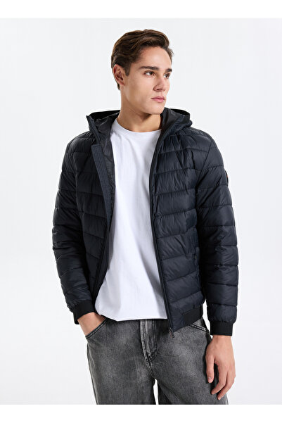 BOSS Siyah Erkek Mont Odenis