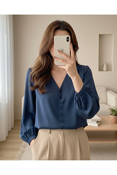 MissRunin V Yaka Düğmeli Arkası Uzun Gömlek