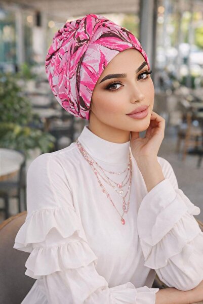 Aişe tesettür Pudra Pembe Desenli Burgu Bantlı Bone