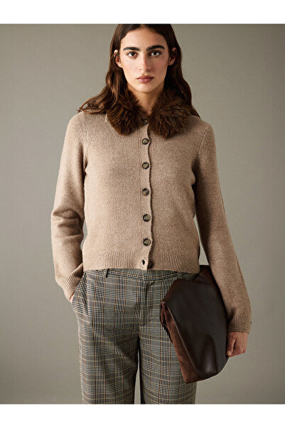 LC Waikiki Peak New Season Detachable Fur Collar Women's Knitwear Cardigan