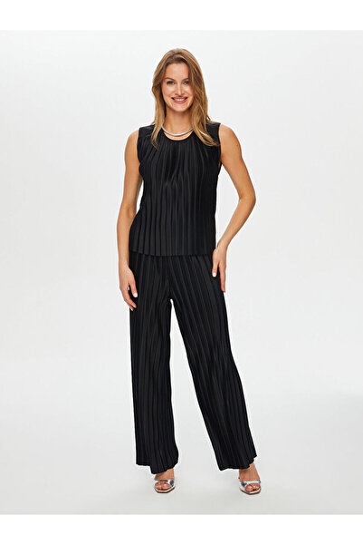 Faik Sönmez Yuvarlak Yaka Kolsuz Kendinden Piliseli Bluz S26BLZ004