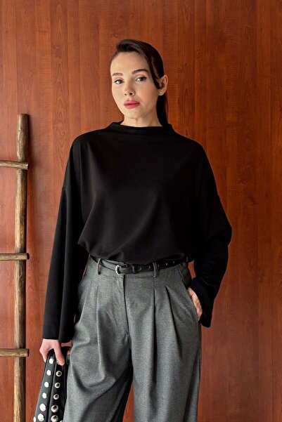 Ceylan Otantik Μαύρη μπλούζα με ψηλό γιακά