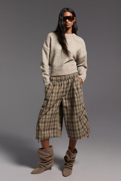 Bershka Kareli bermuda