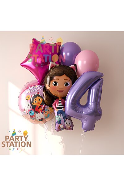 Parti Station مجموعة زينة بالونات عيد الميلاد لعمر 4 سنوات بتصميم غابي دولهاوس