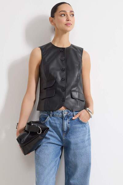 Trendyol Collection Black Faux Leather Fitted Woven Vest Twoss26Ye00012