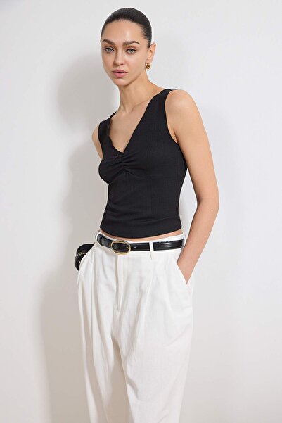 Trendyol Collection Bluză neagră tricotată texturată, fără mâneci, cu decolte...