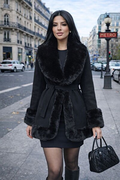 KaraAS معطف نسائي مزين بالكشمير مع تفاصيل من الفرو على الأكمام والياقة