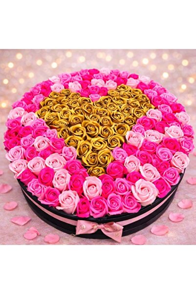 velve Aranjament floral 101 trandafiri de sapun, in cutie cadou cu felicitare...