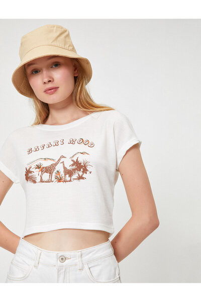 Koton Γυναικείο T-shirt εκρού με στάμπα