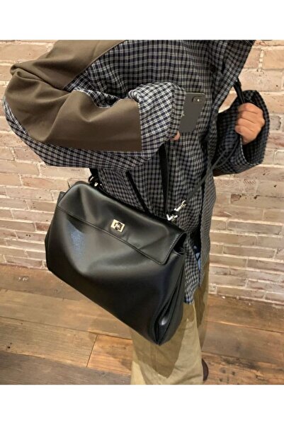 Eataly Shoes Kapaklı Uzun Askılı Salaş Deri Çanta Siyah