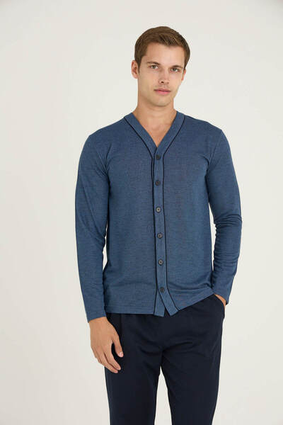 KLY ΑΝΔΡΙΚΟ ΣΕΤ ΠΙΤΖΑΜΑΣ ΜΕ ΜΑΚΡΥΜΕΝΟ ΜΑΝΙΚΙ ΚΑΙ ΚΟΥΜΠΙΑ ΣΤΗΝ ΜΠΡΟΣΤΑ