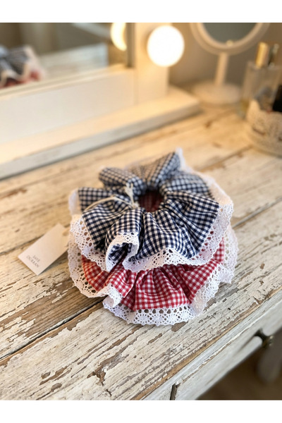 Saye Dükkan Saye Dantelli Pötikare 2’li Scrunchie Saç Tokası Kırmızı-Lacivert