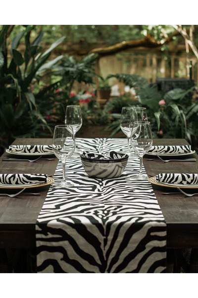MB MERVE BULUT Zebra runner + 4’lü zebra peçete 4 kişilik yemek masası takımı