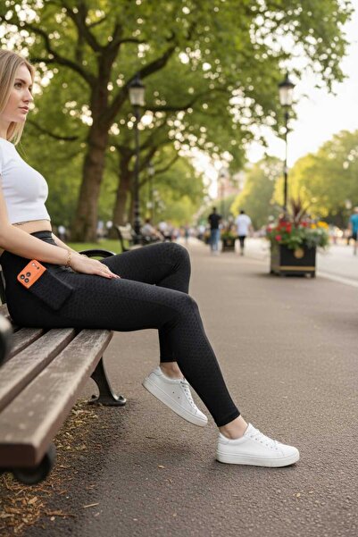 Oxyteez بنطلون رياضي نسائي عالي الخصر يبرز انحناءات الجسم مع جيوب جانبية، قما...