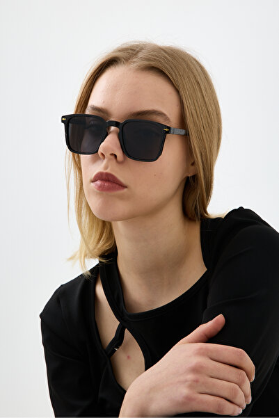 Chunky Frame نظارات شمسية أرانشيا للجنسين باللون الأسود الفاخر