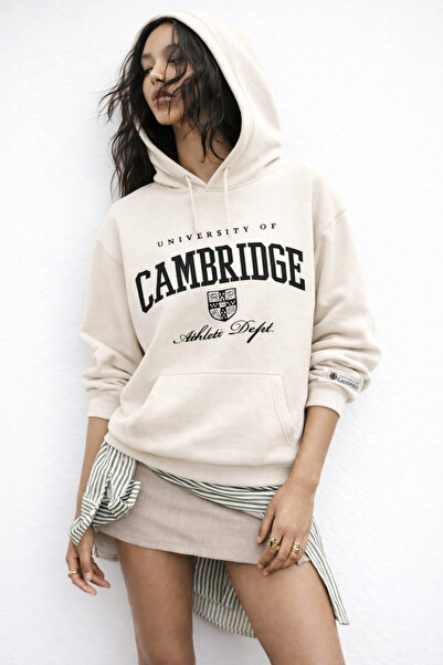 MARKATEM Kapsonlu Kangoru Pocket 3-Thread Cotton Cambriche Printed Sweatshirt