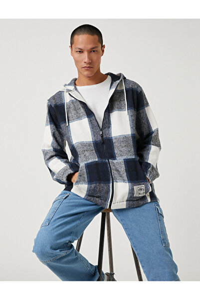 Koton Kariertes Sweatshirt mit Kapuze, Taschendetail und Reißverschluss