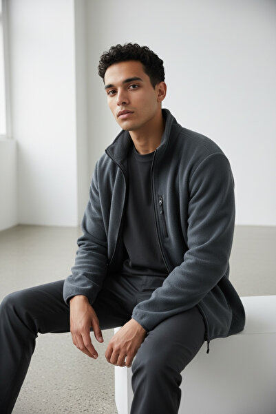 LELVANİ جاكيت صوف بدون تطريز بثلاث جيوب من GRAMAJLI