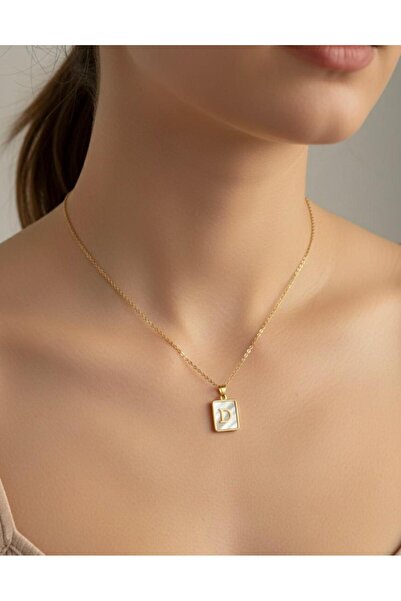 Stilbenim قلادة الرسالة