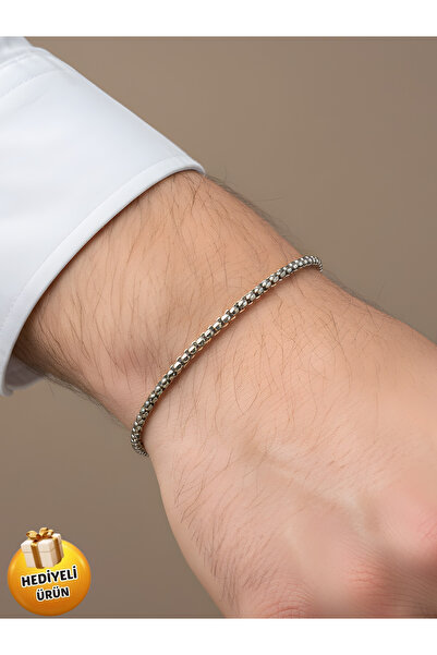 Piercing Market Steel & Silver سوار بتصميم نموذج ملتوي فضي اللون للرجال