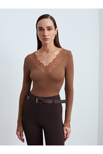 Dilvin 32311 بلوزة من الكشمير المزين بالدانتيل - لون المنك الداكن
