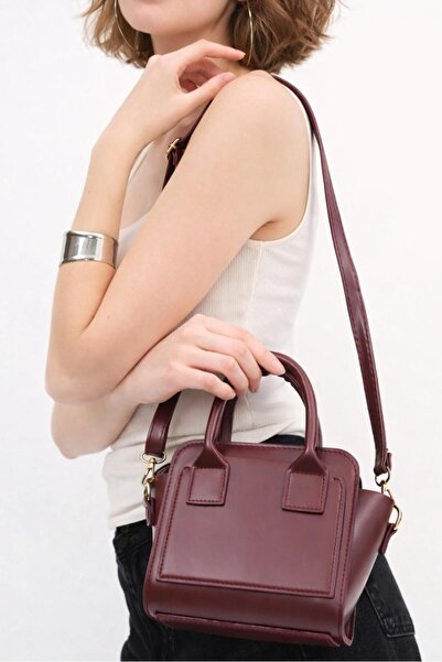 MILANOFOX Kadın Bordo Kutu Model Fermuar Kapama Çok Şık Mini El ve Omuz Çantası