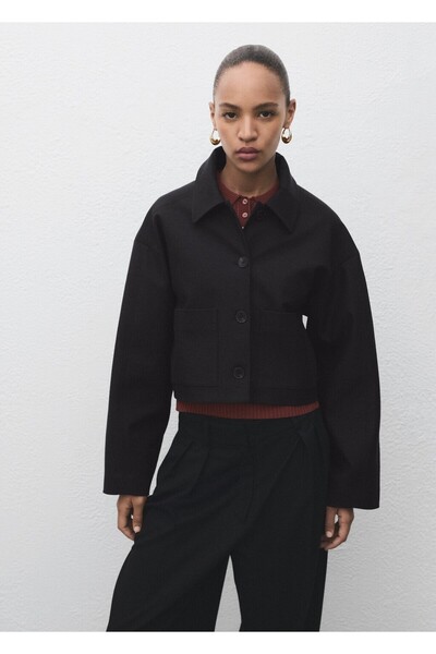MANGO Woman Cepli kısa ceket
