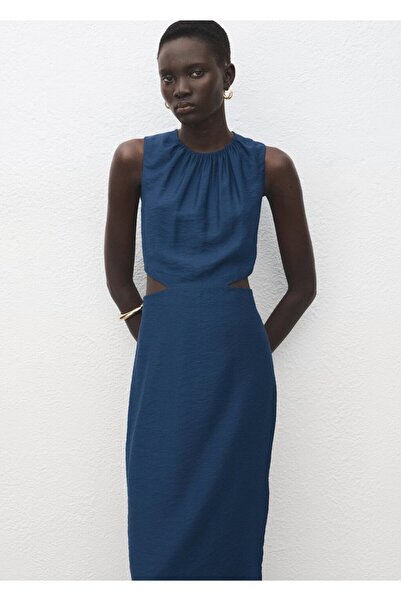 MANGO Woman Kırışık görünümlü cut-out detaylı elbise