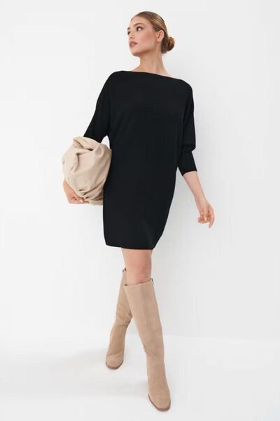 MAG FASHİON Černé pletené šaty s netopýřím rukávem a lodičkovým výstřihem