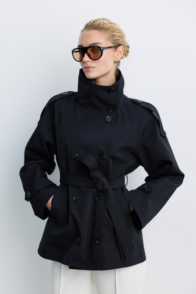 BE BLUE ΜΑΥΡΗ ΤΡΕΝΤΣΑΚΟΤΑ ΜΕ ΚΑΤΑΚΟΡΥΦΑΣΤΗ ΓΙΑΚΑ