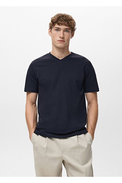MANGO Man %100 pamuklu dar kesim V yaka tişört