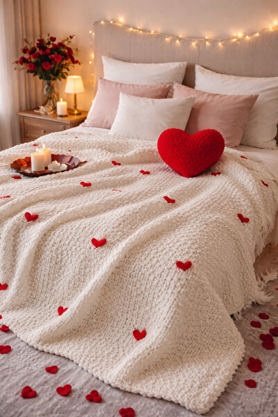 ARTTMACRAME Valentine's Day Special Handmade Puffy Blanket & Heart Pillow Set...
