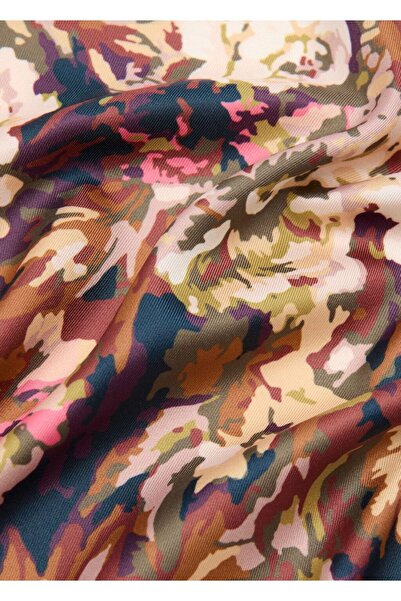 MANGO Woman Çiçekli saten fular