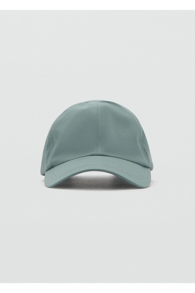 MANGO Man Coolmax® teknolojili su itici gorra