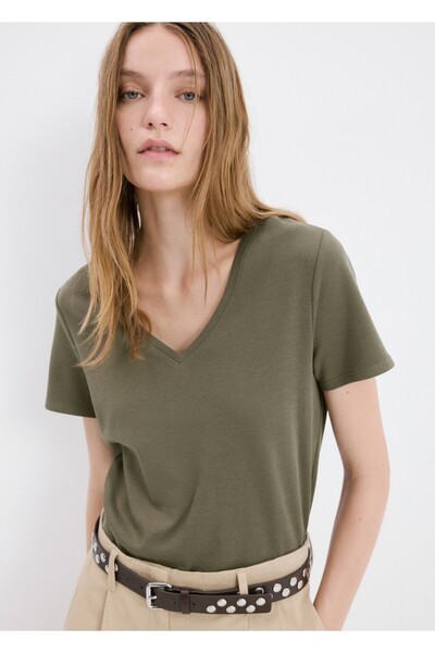 MANGO Woman V yakalı pamuklu tişört