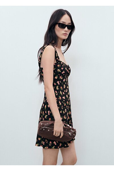 MANGO Woman Büzgü yakalı elbise