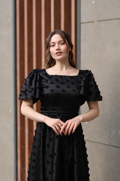 SEVGİHELLAÇ SHİNE KARE YAKA MİDİ BOY SATEN ABİYE