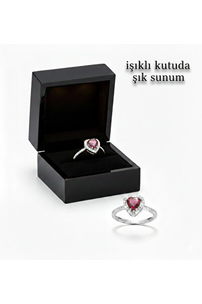vüs jewel Kırmızı Kalpli Yüzük Işıklı Kutuda