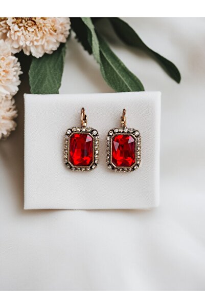 FAYRA ACCESSORIES أقراط باغيت مرصعة بأحجار الكريستال