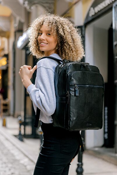 Fudela Monako Siyah Unisex 15.6 İnç Laptop Bölmeli Su Geçirmez Günlük Suni Deri Sırt Çantası