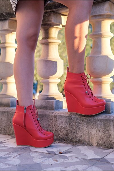 Ayakkabı Ateşi Lad Red Skin Lace Up Wedge Heeled Boots