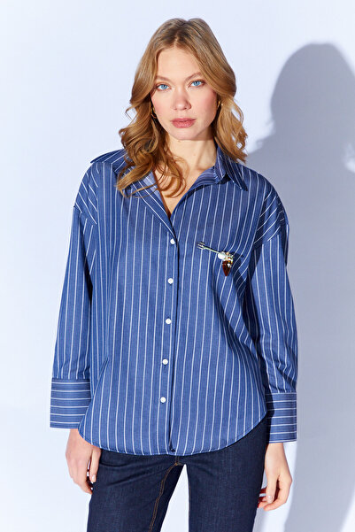 EDITION Синя брошка з деталями у вигляді смужок | Ek1007430-7430