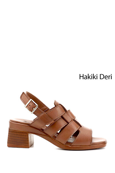 GÖNDERİ(R) Sandale de damă din piele naturală, cu toc gros, cu bretele împlet...