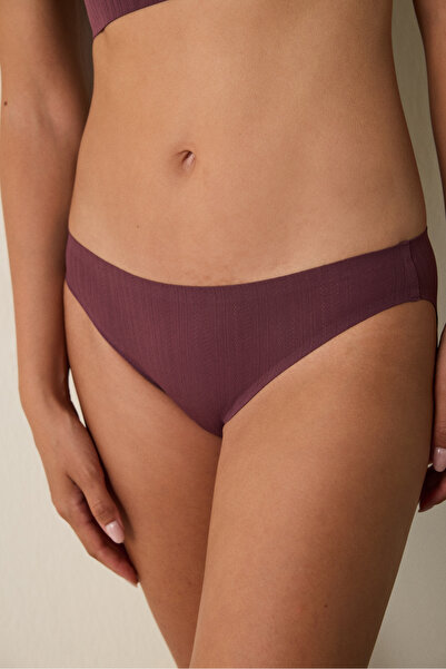 Penti Burgundy Pointel Laser Cut Non-Marking Regular Waist Slip Panties