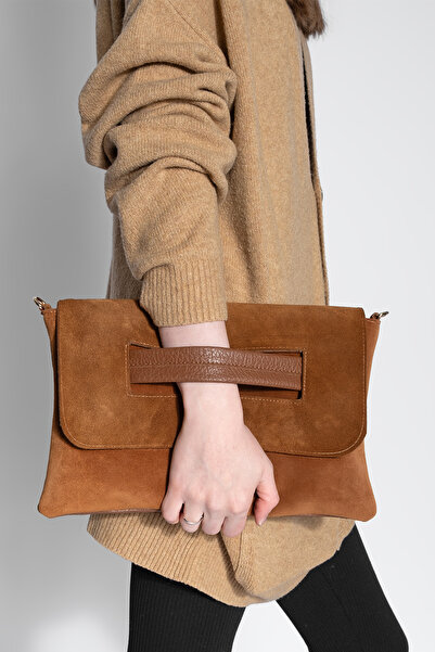 Marjin Жіноча сумочка-клатч з ремінцем через плече та на руці Sonira Taba Суета